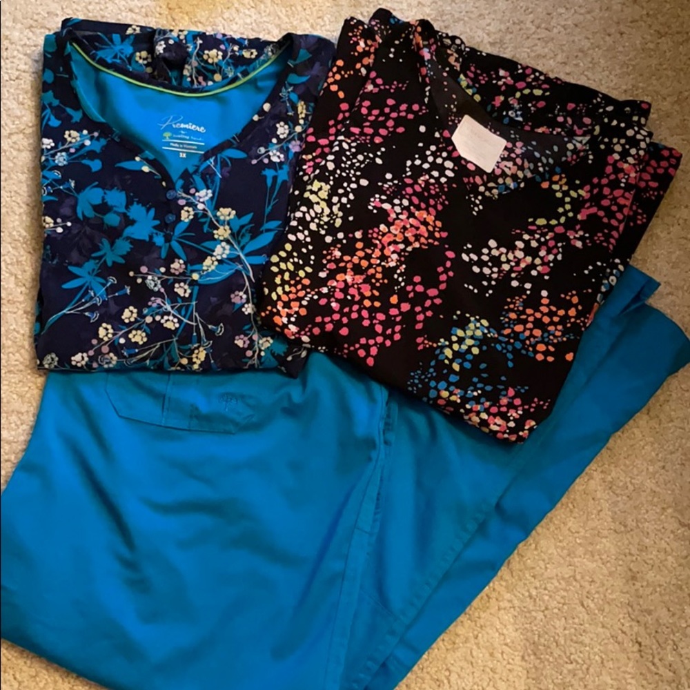 Scrubs Bundle 2/3X